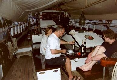 f2_009_03a